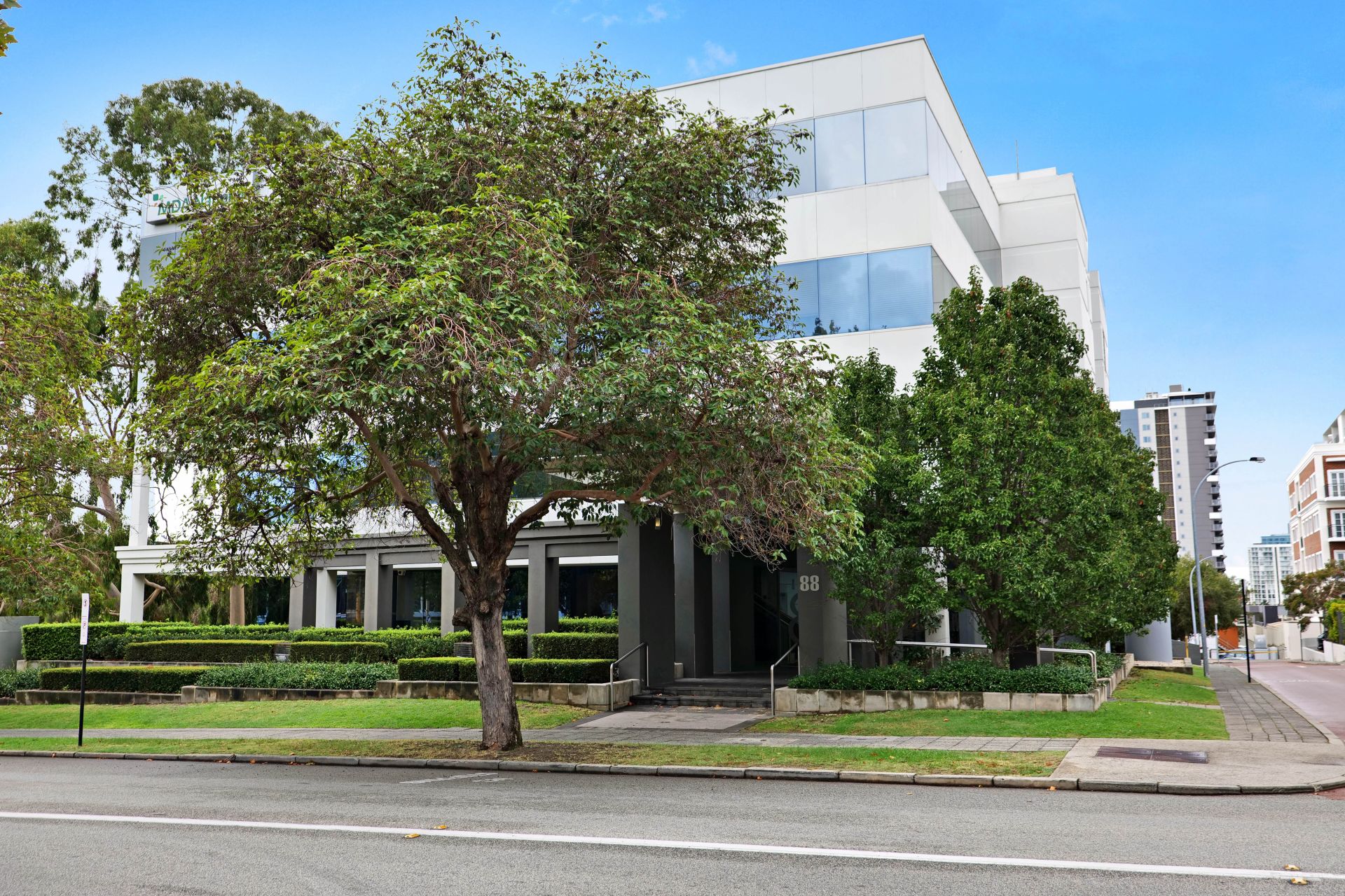 PREMIUM WEST PERTH ADDRESS – FULLY FITTED & READY TO OCCUPY