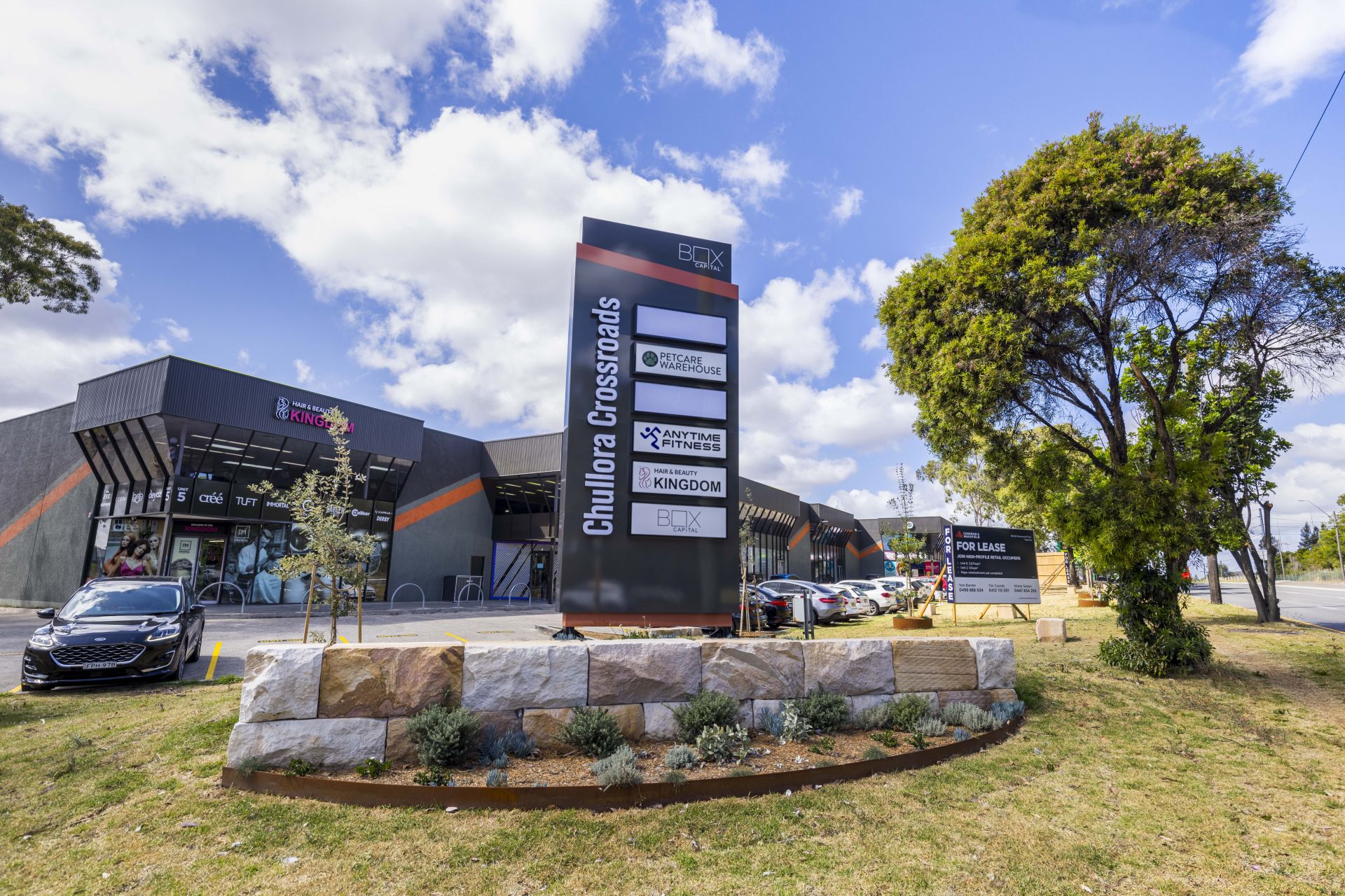 High-Profile Rookwood Road Showroom/Warehouse
