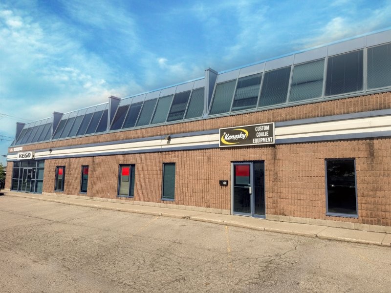 1064 Hargrieve Road, Unit D2
