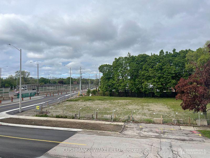 Vacant Corner Lot allows Automotive/Residential