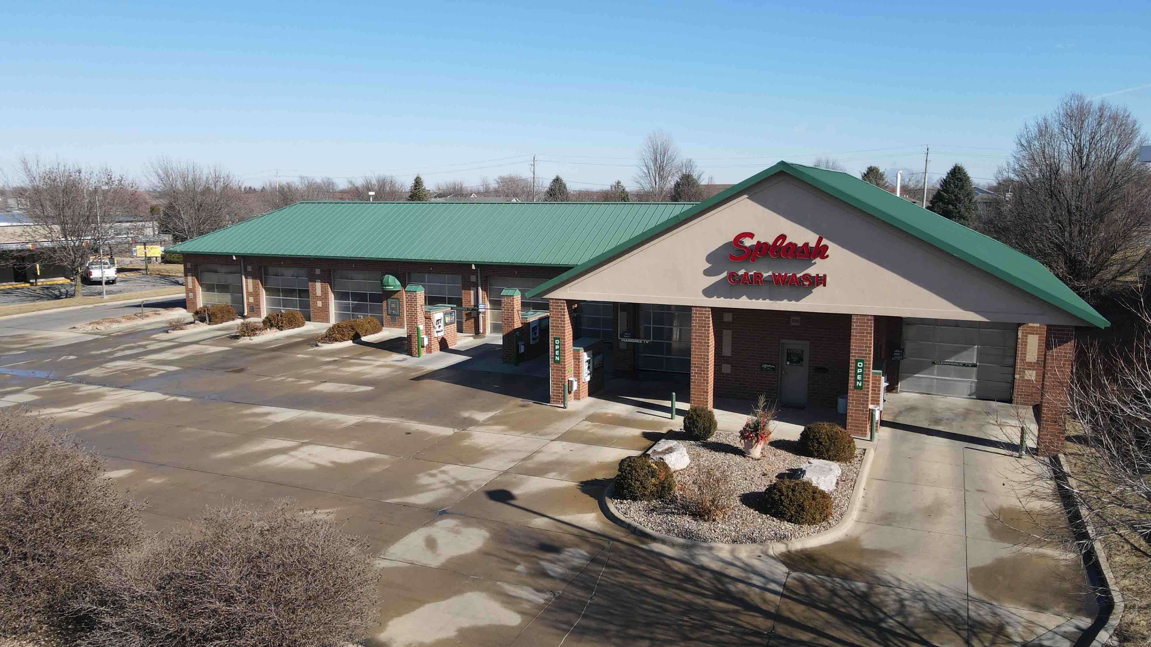 Splash Car Wash | For Sale | 1325 N Ankeny Blvd, Ankeny, IA