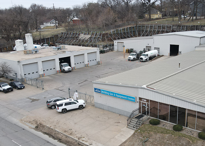 Warehouse For Sale | 1700 2nd Ave, Des Moines, IA