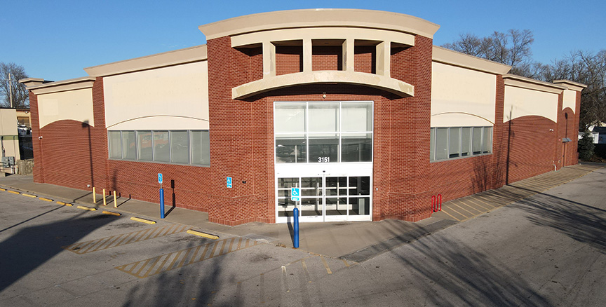 Retail For Sublease | 3151 SE 14th St, Des Moines, IA
