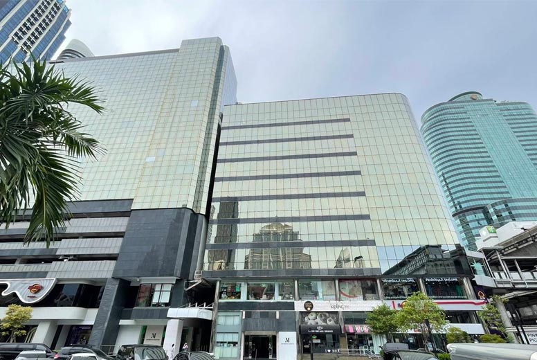 Maneeya Center