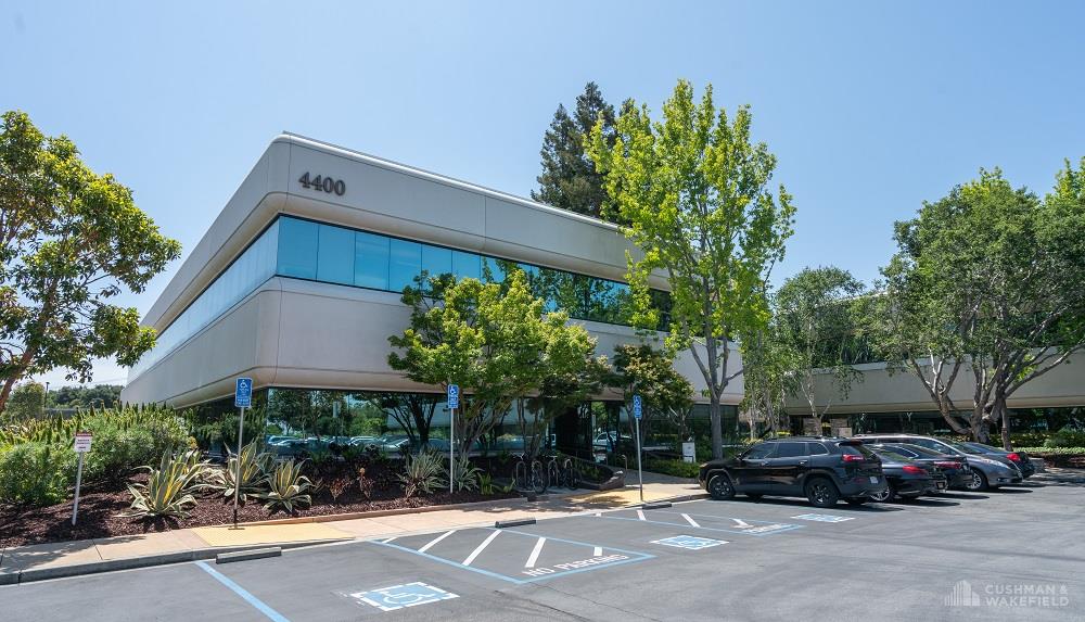 Menlo Corporate Center