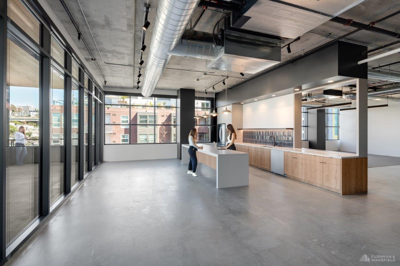 2100 Kettner - Office