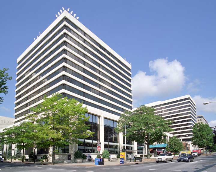 White Plains Plaza