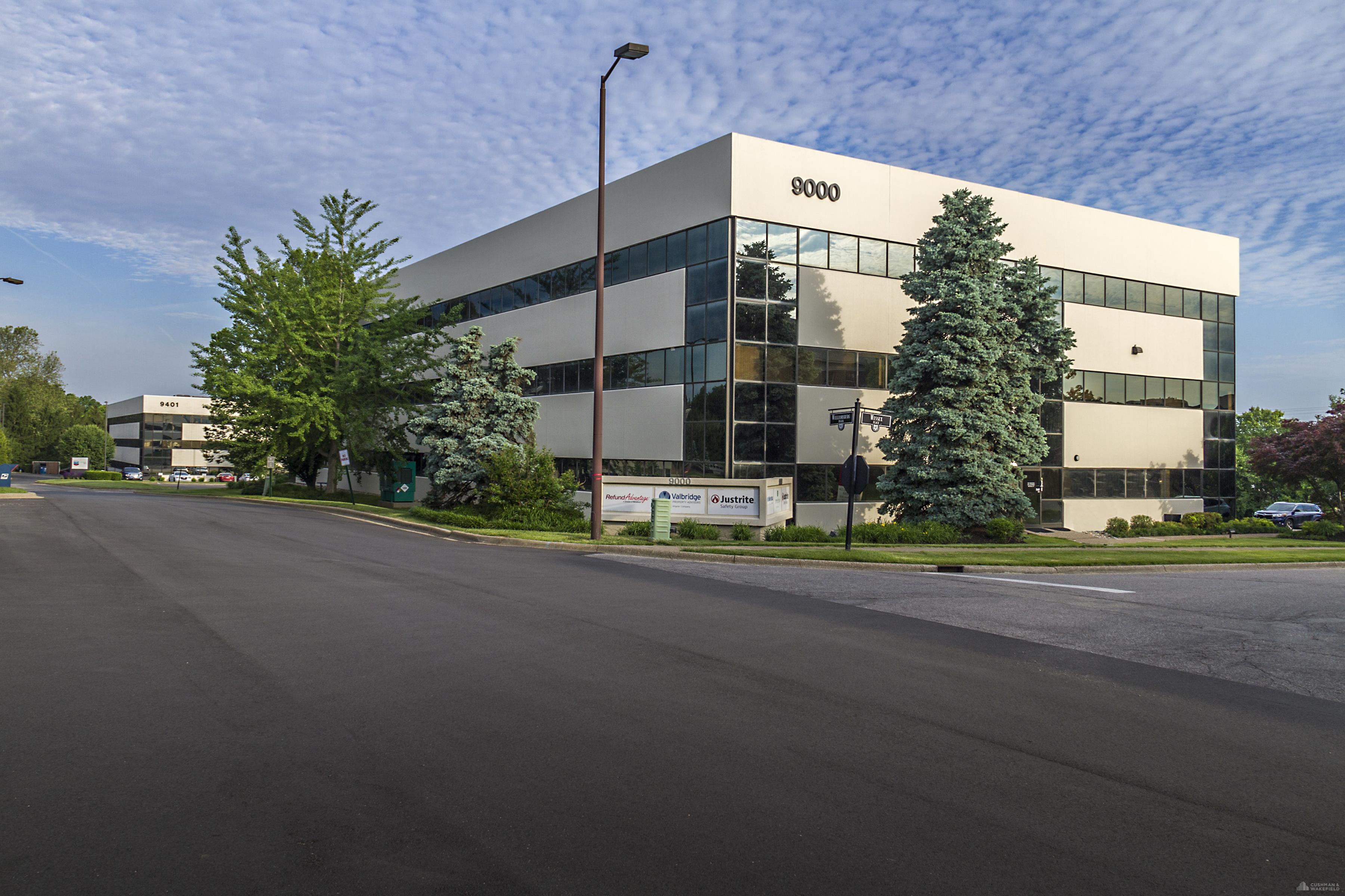 9000 Building