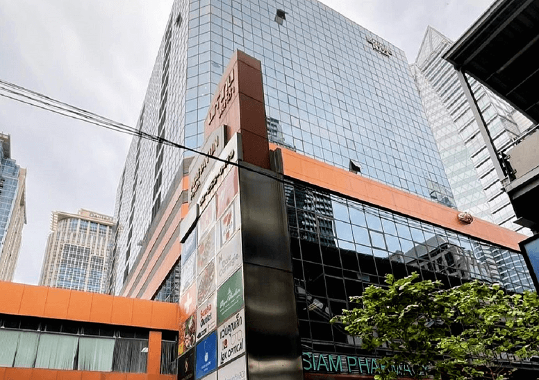 Mahatun Plaza Building