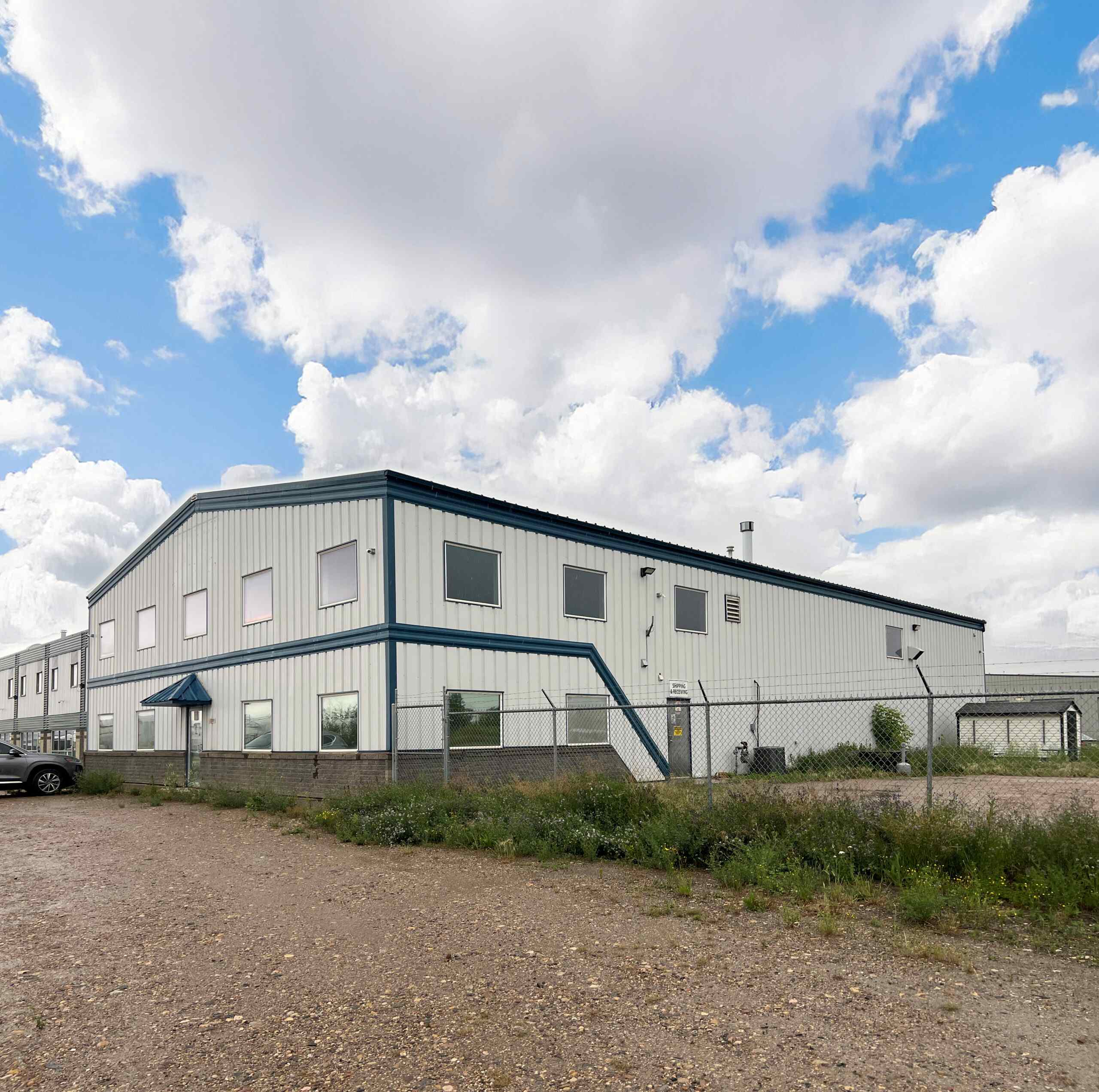 Freestanding Industrial Service Shop for Lease – Bonnyville, AB