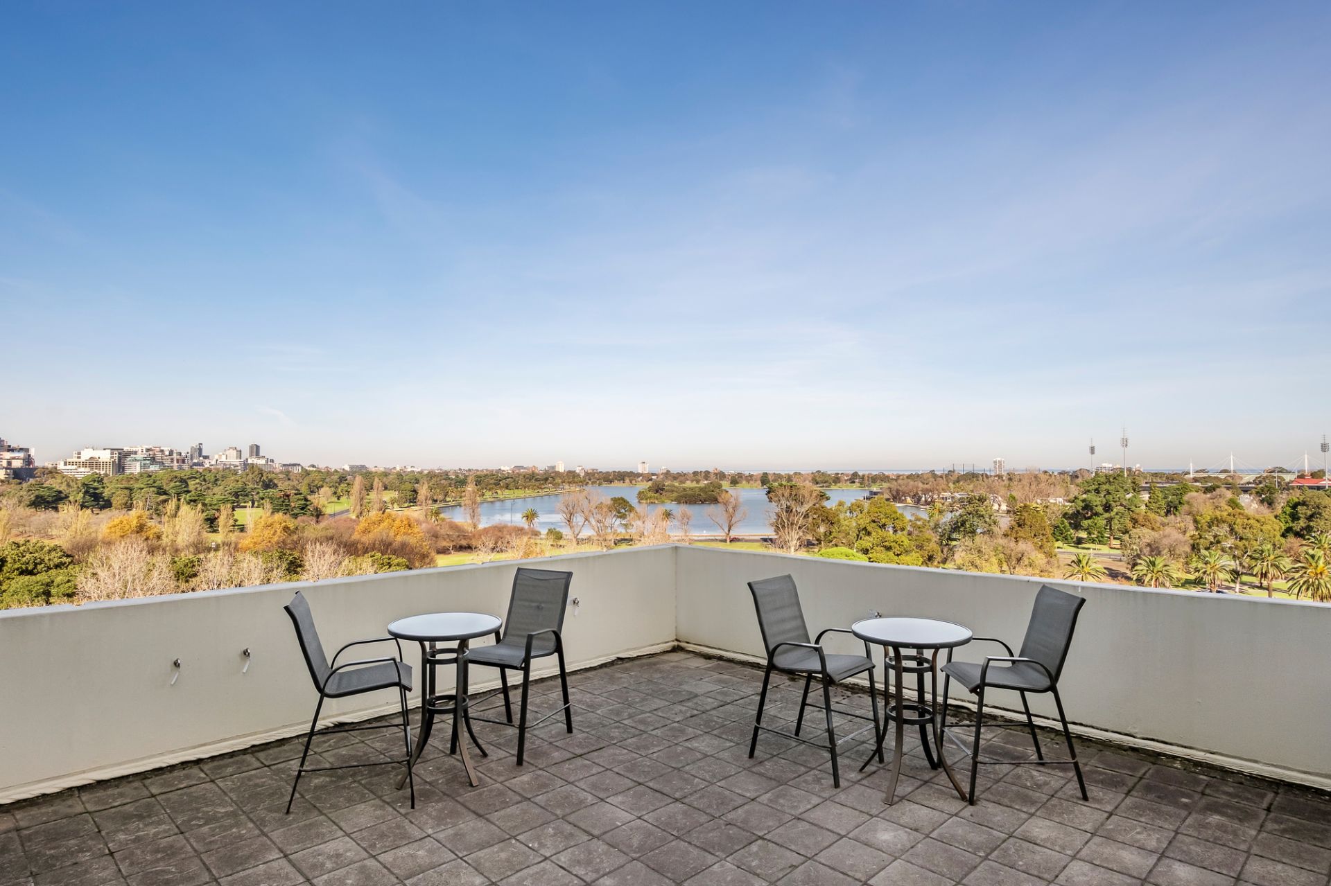 AFFORDABLE OFFICE LEASING OPPORTUNITY WITH VIEWS!