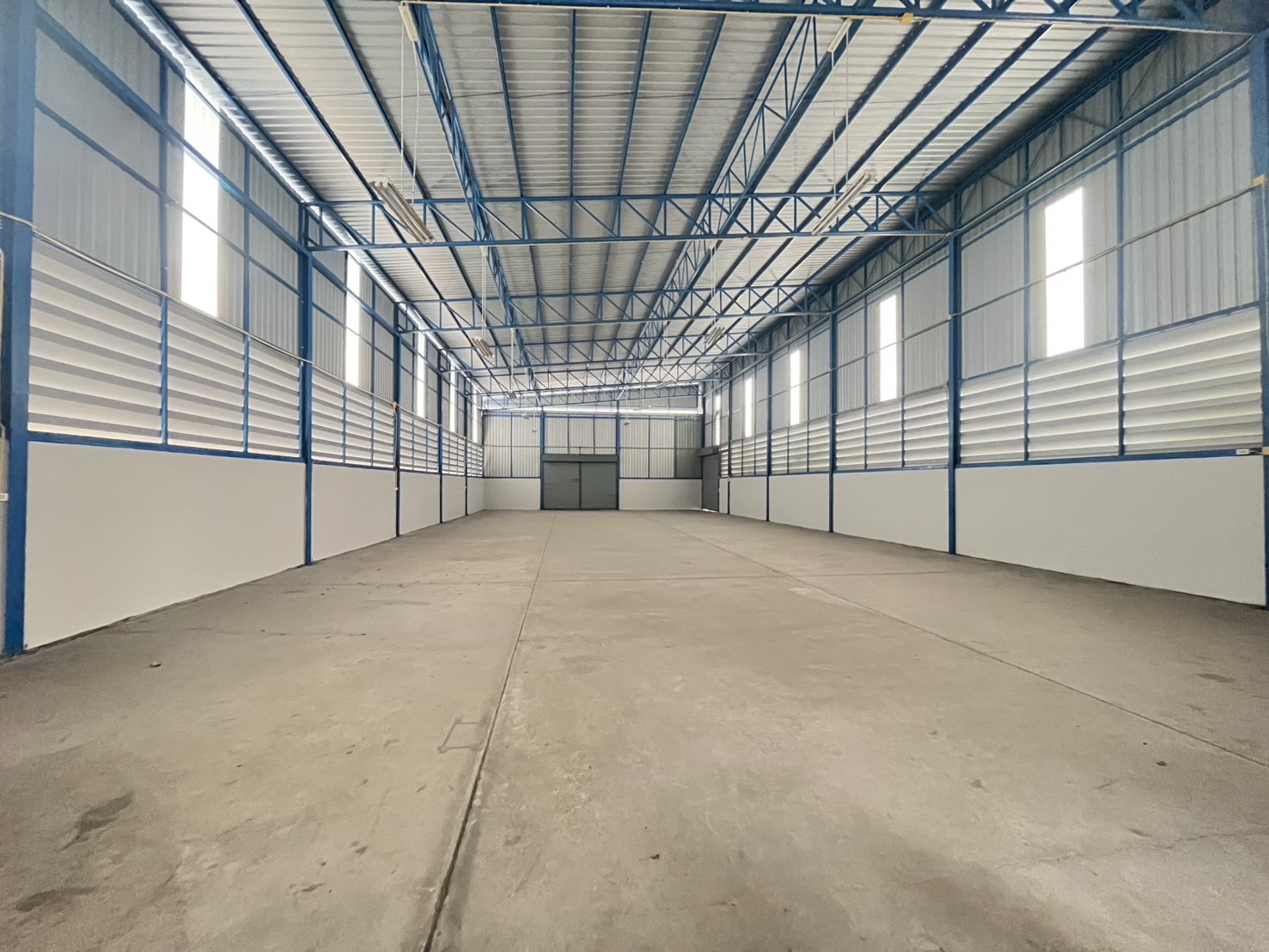 Factory for Lease 600 sq.m. near Suvarnabhumi Airport