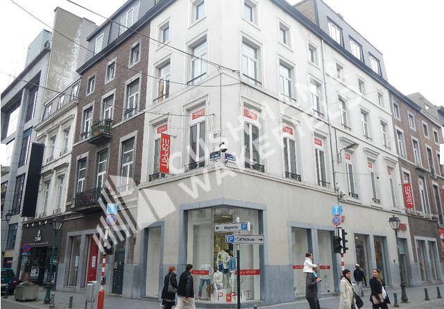 RUE DE LA CATHÉDRALE 79-83