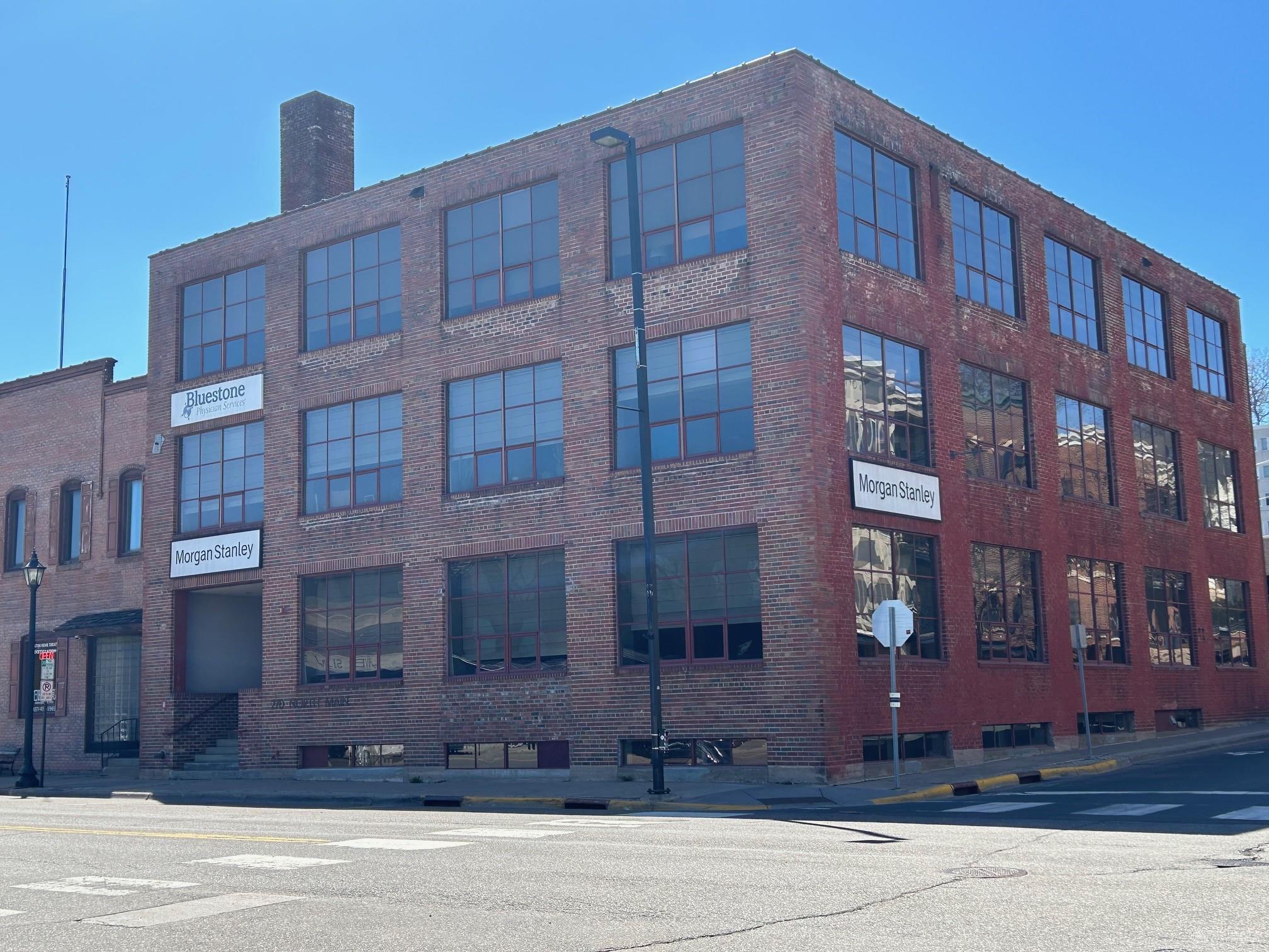 270 Main Street N
