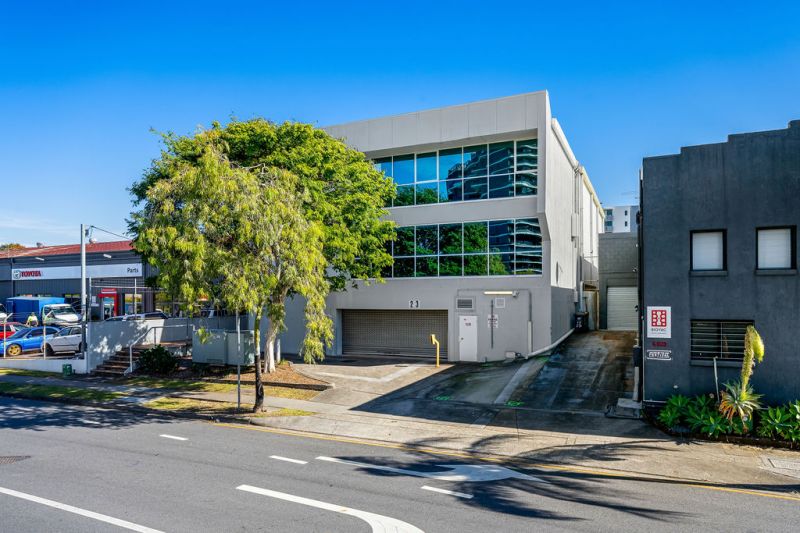 Prime Commercial Opportunity for Owner Occupiers, Data Centre Users or Value Add Investors