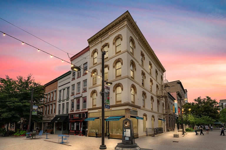 American Crafts Building
