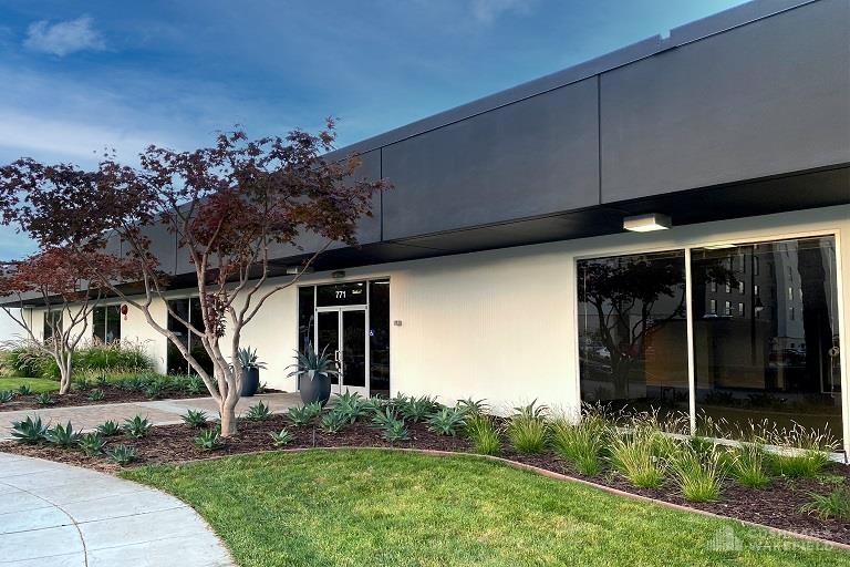 771 Vaqueros Ave