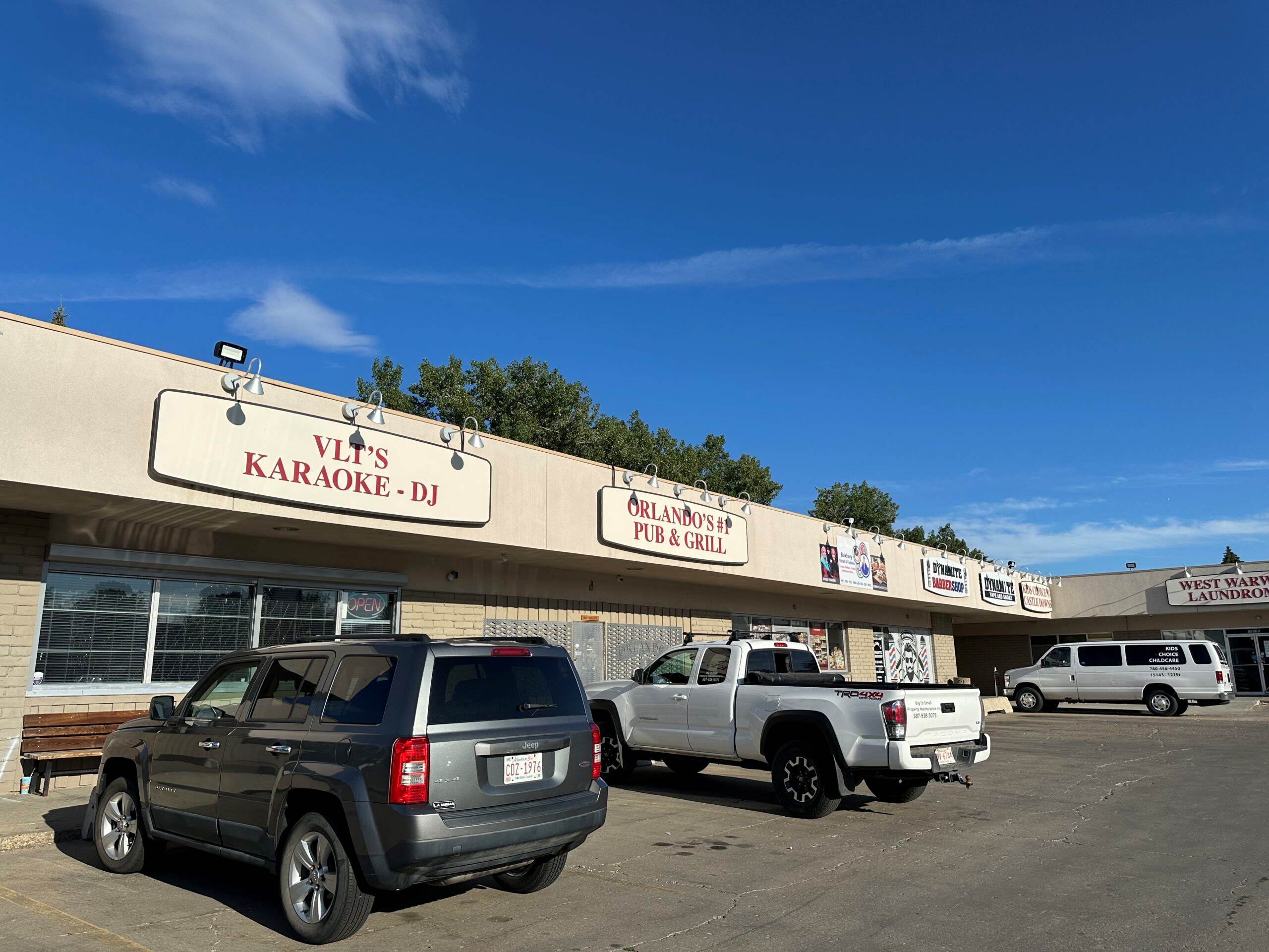 West Warwick Retail Bay for Lease in Northwest Edmonton