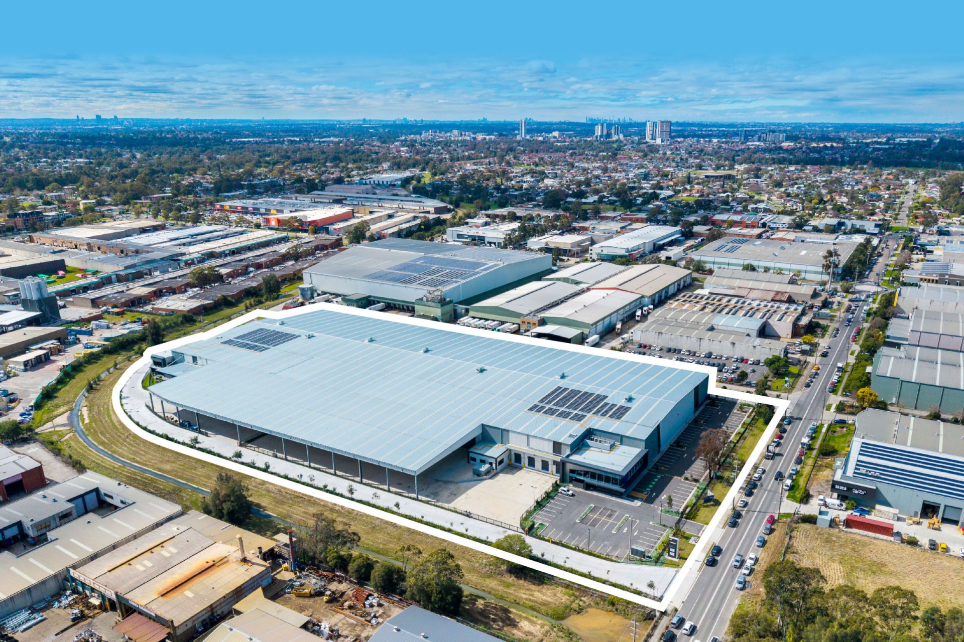 FOR SALE – Fully leased, prime grade, dual-tenanted industrial facility