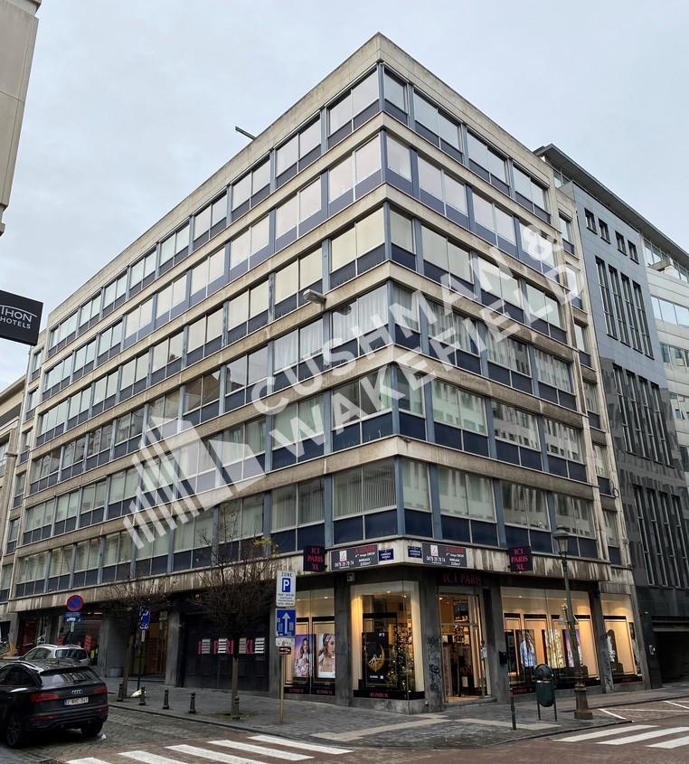 LUXCOM - COMMERCE 20/22