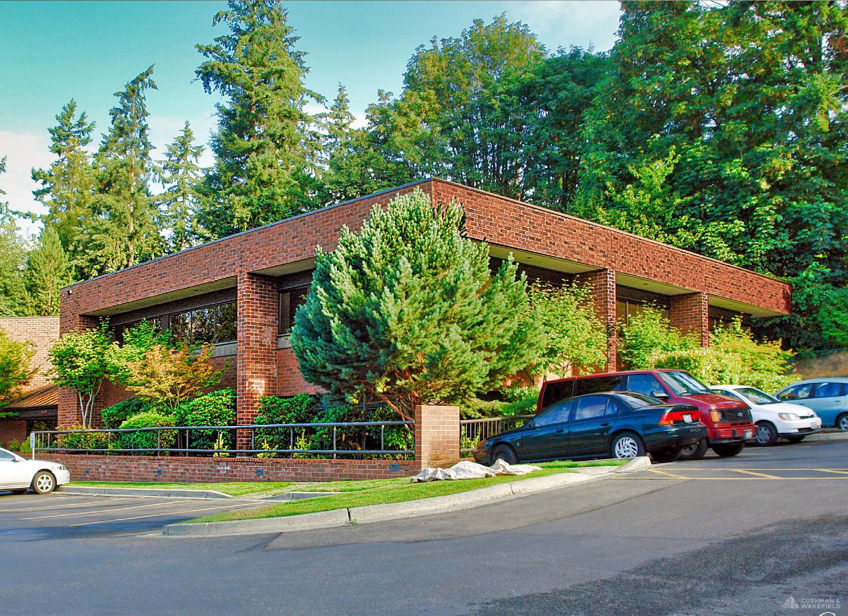 Northup North Office Park - Bldg C