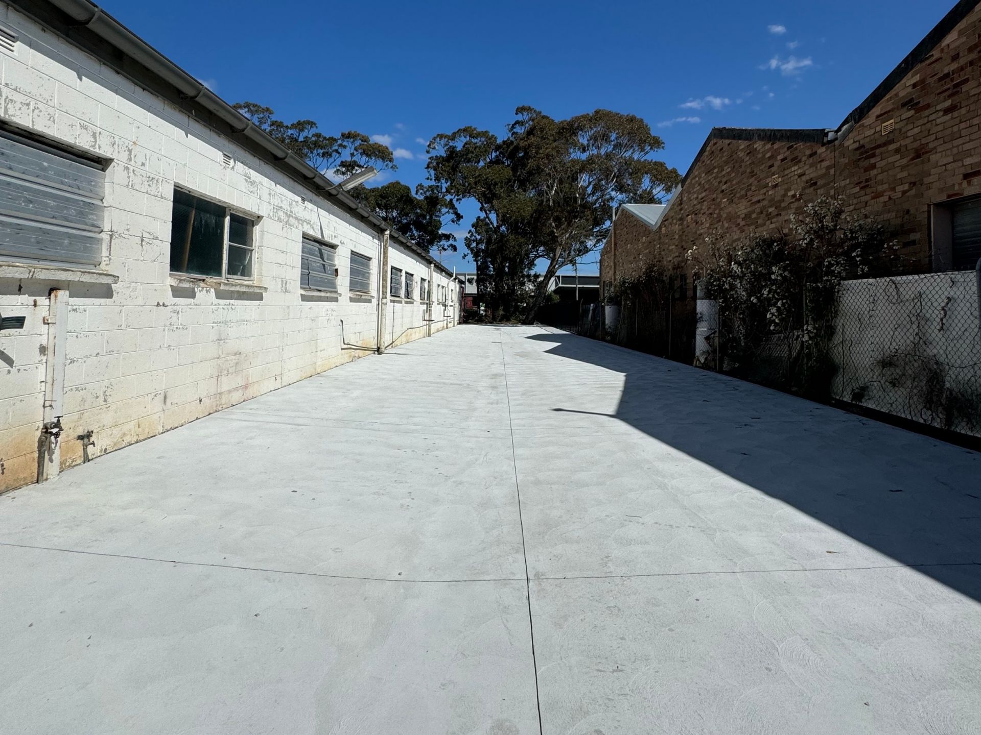 Freestanding Industrial Facility With Concrete Hardstand