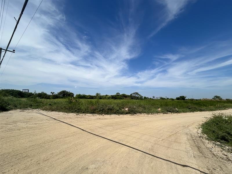 Industrial Land 80,000-160,000 sqm. for Sale Near Laem Chabang, Chonburi (Inside Industrial Estate)