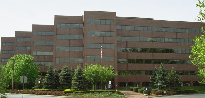 3 University Plaza