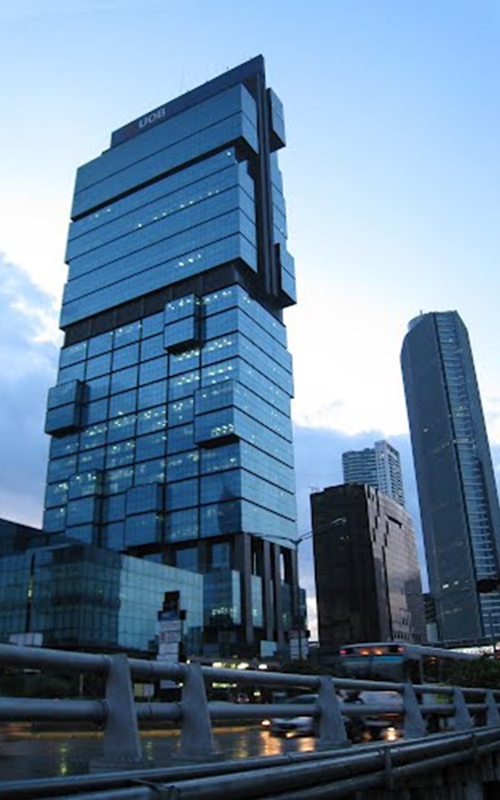 UOB Plaza