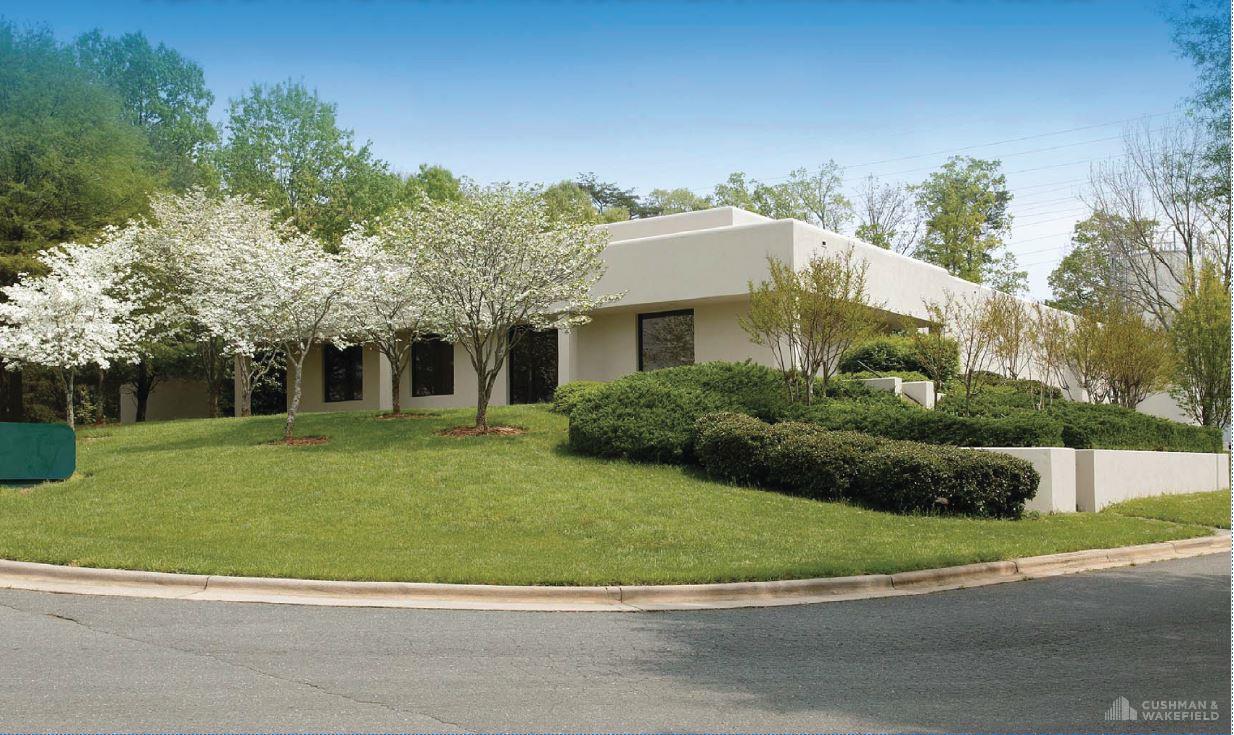 711 Almondridge Dr