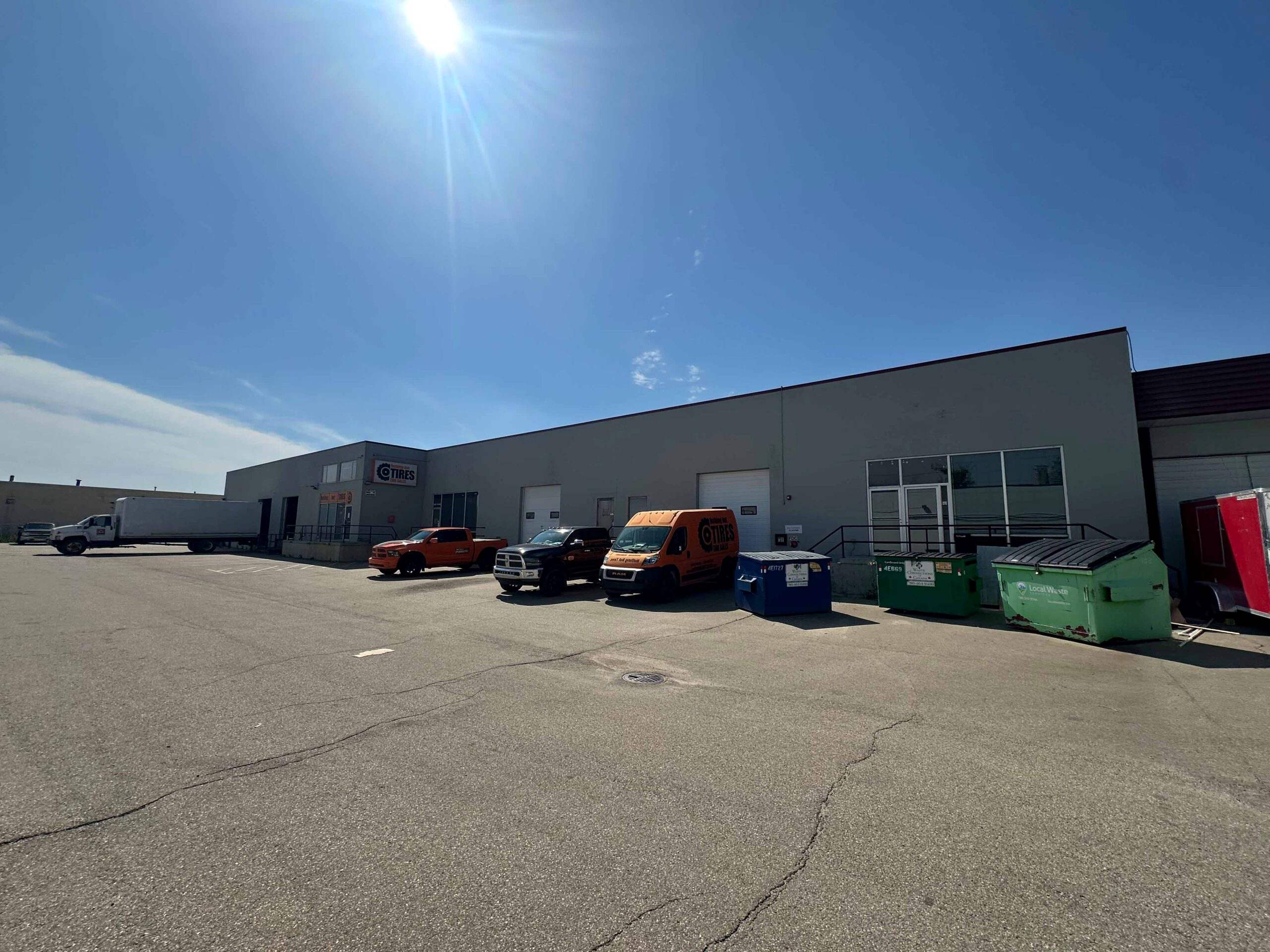 West Edmonton Multi-Bay Warehouse for Lease – Edmonton, AB