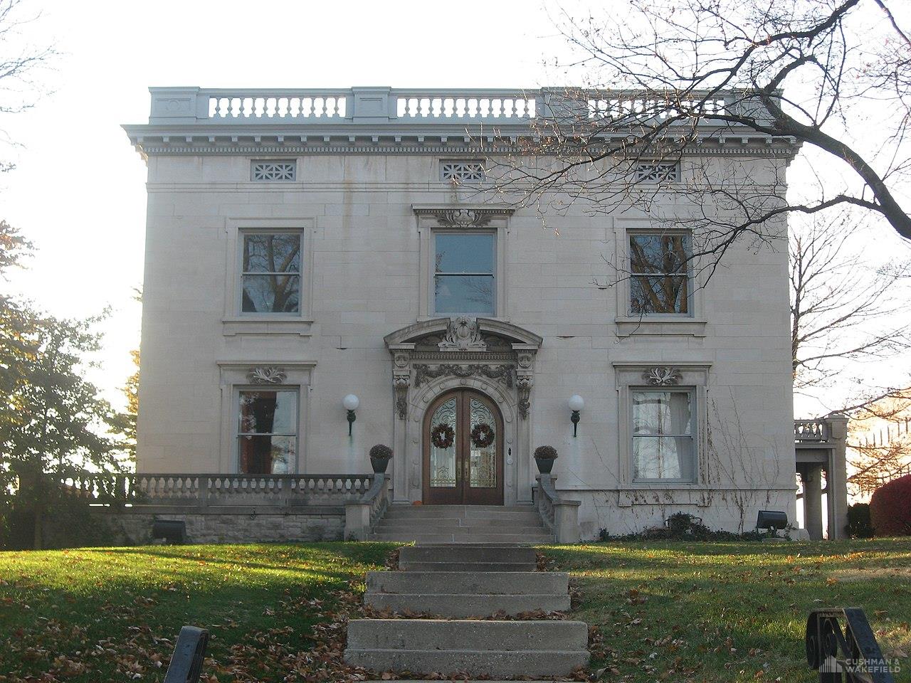 2902 North Meridian Street