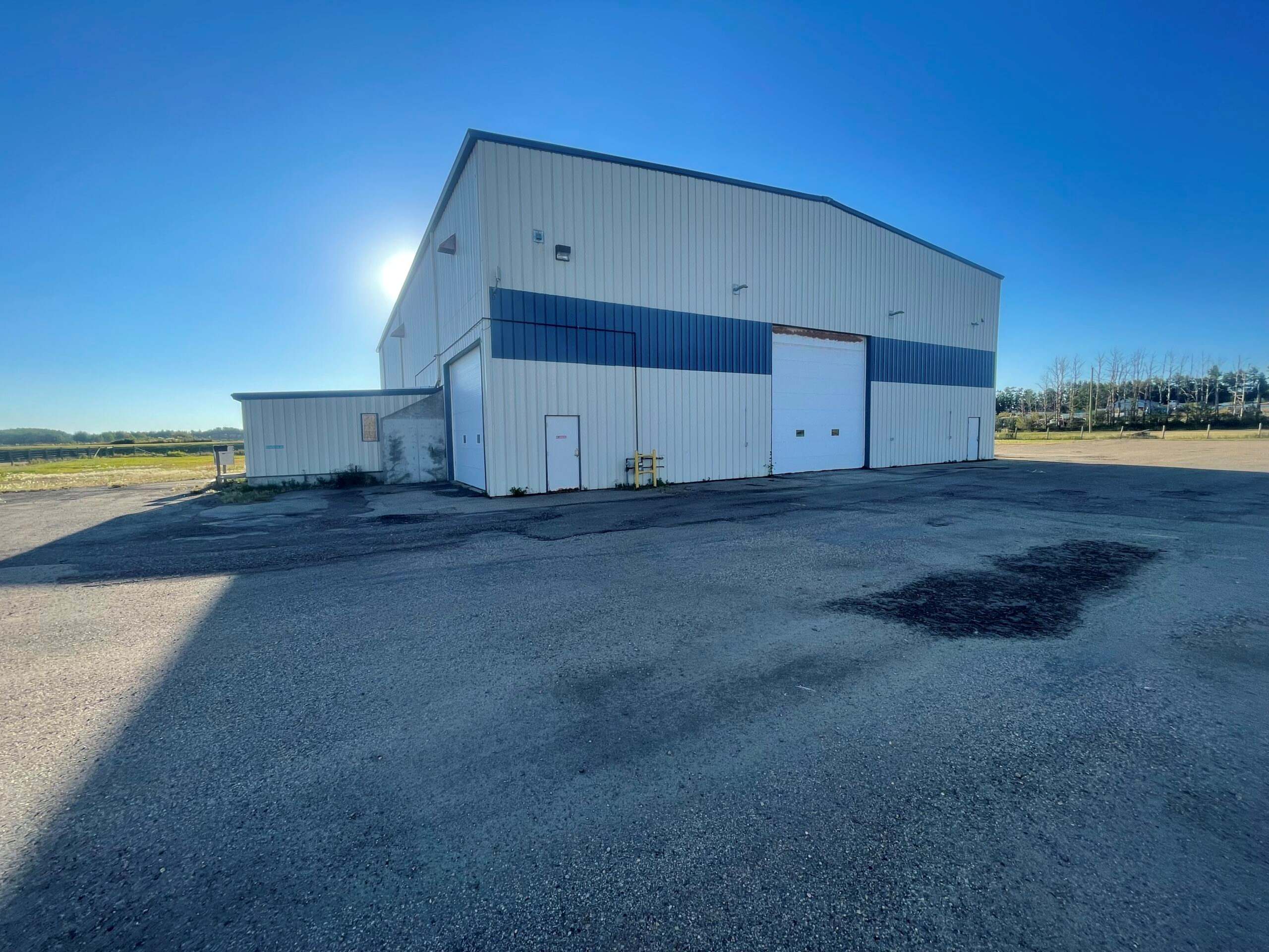 Warburg Industrial Property for Sale or Lease | 5705 & 5709 50 Street