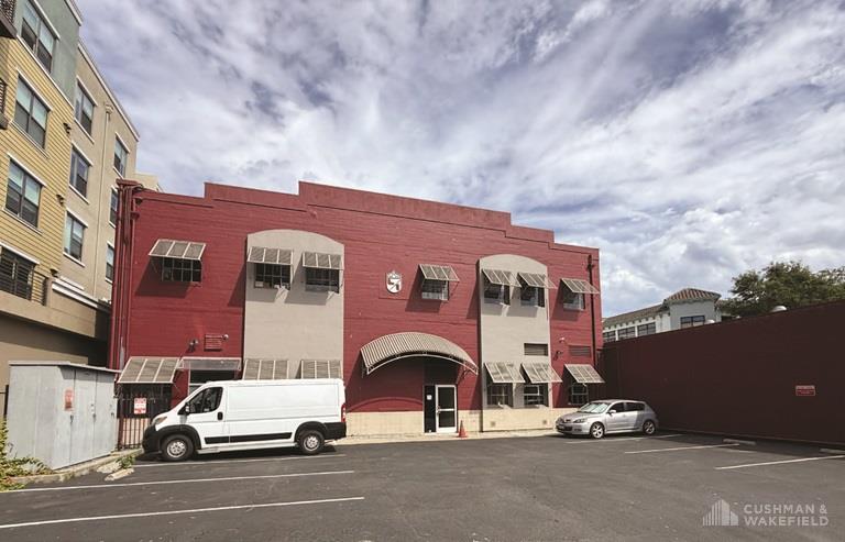 1543 Pacific Ave