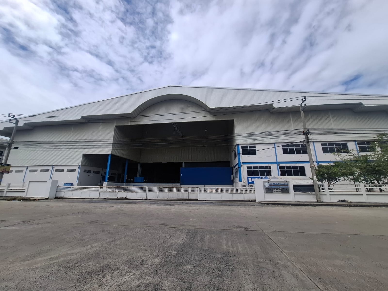 Warehouse and Factory For Rent 5,000 sqm. at Bangna-Trad km.23