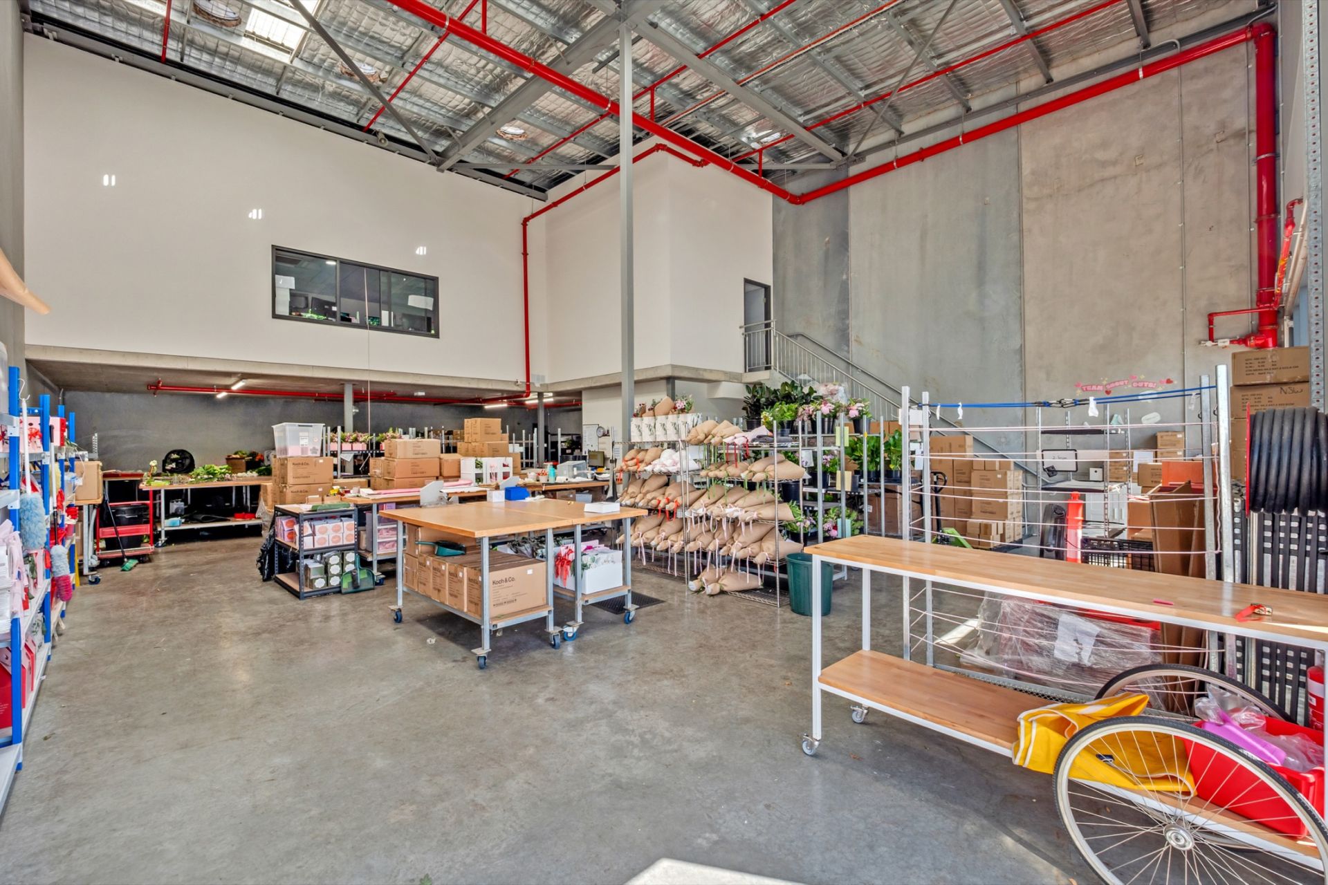 Exceptional High Clearance Light-Filled Warehouse