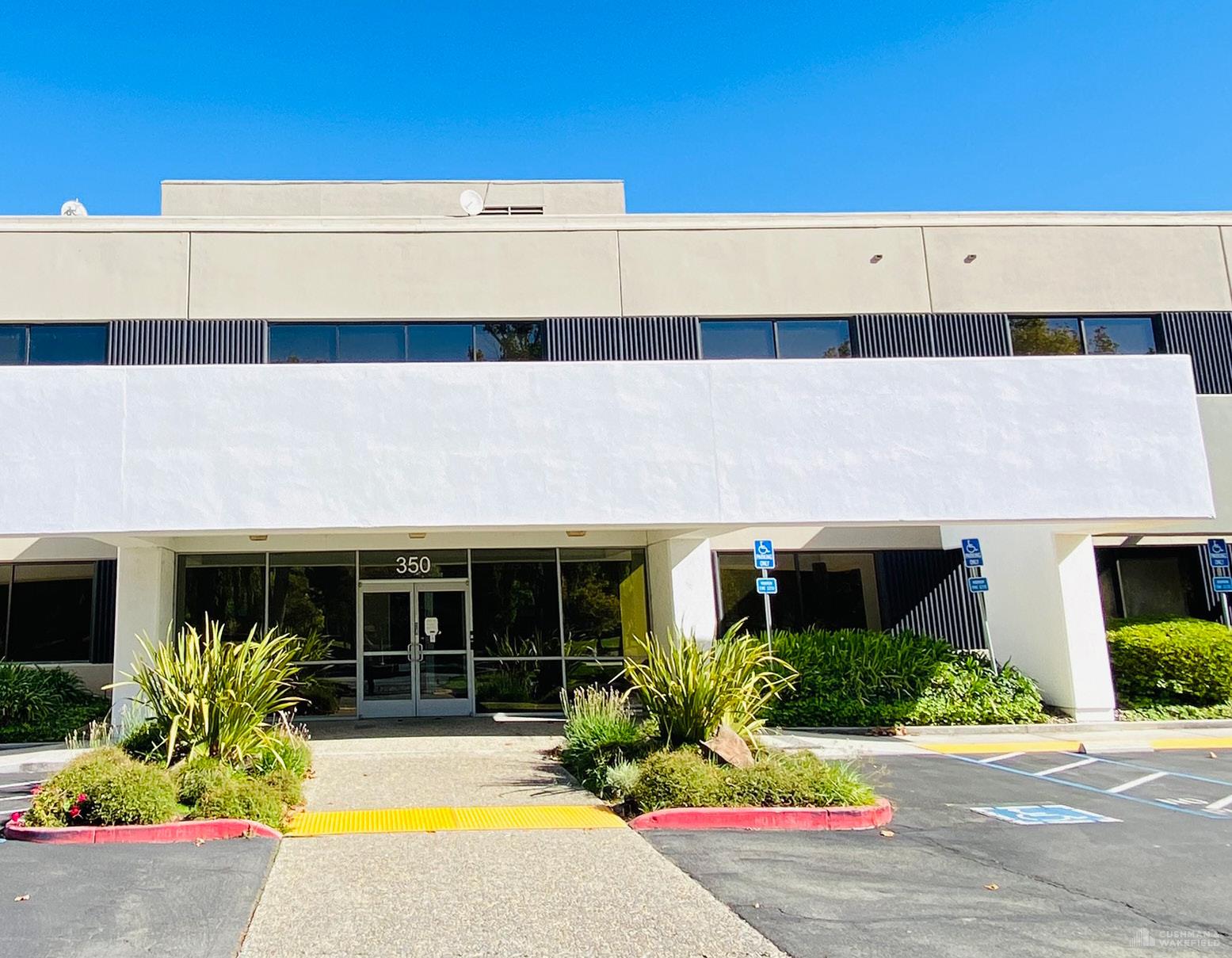 350 Oakmead Pkwy