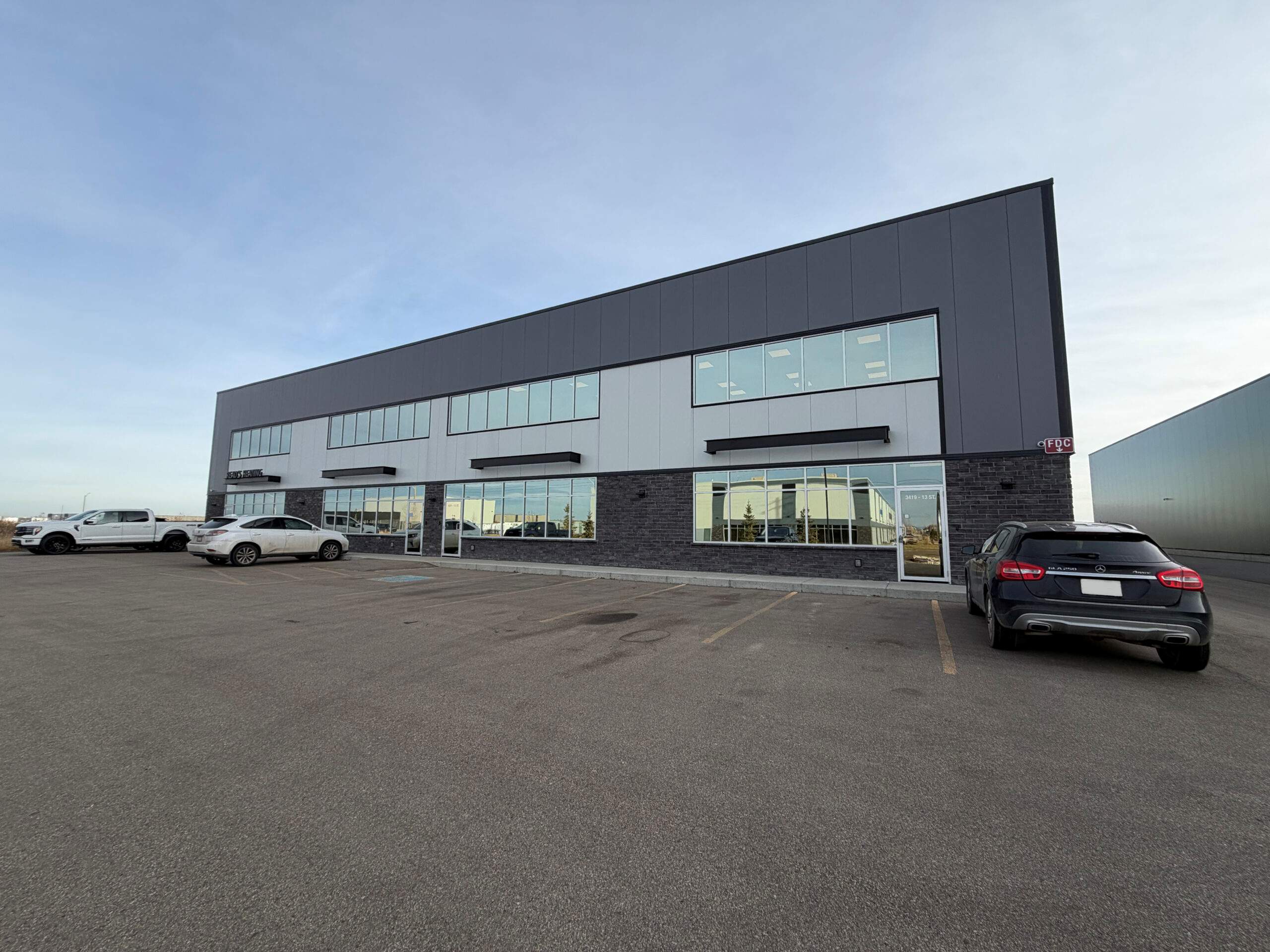 Nisku Industrial Bay for Lease | 3419 13 Street, Spine Road