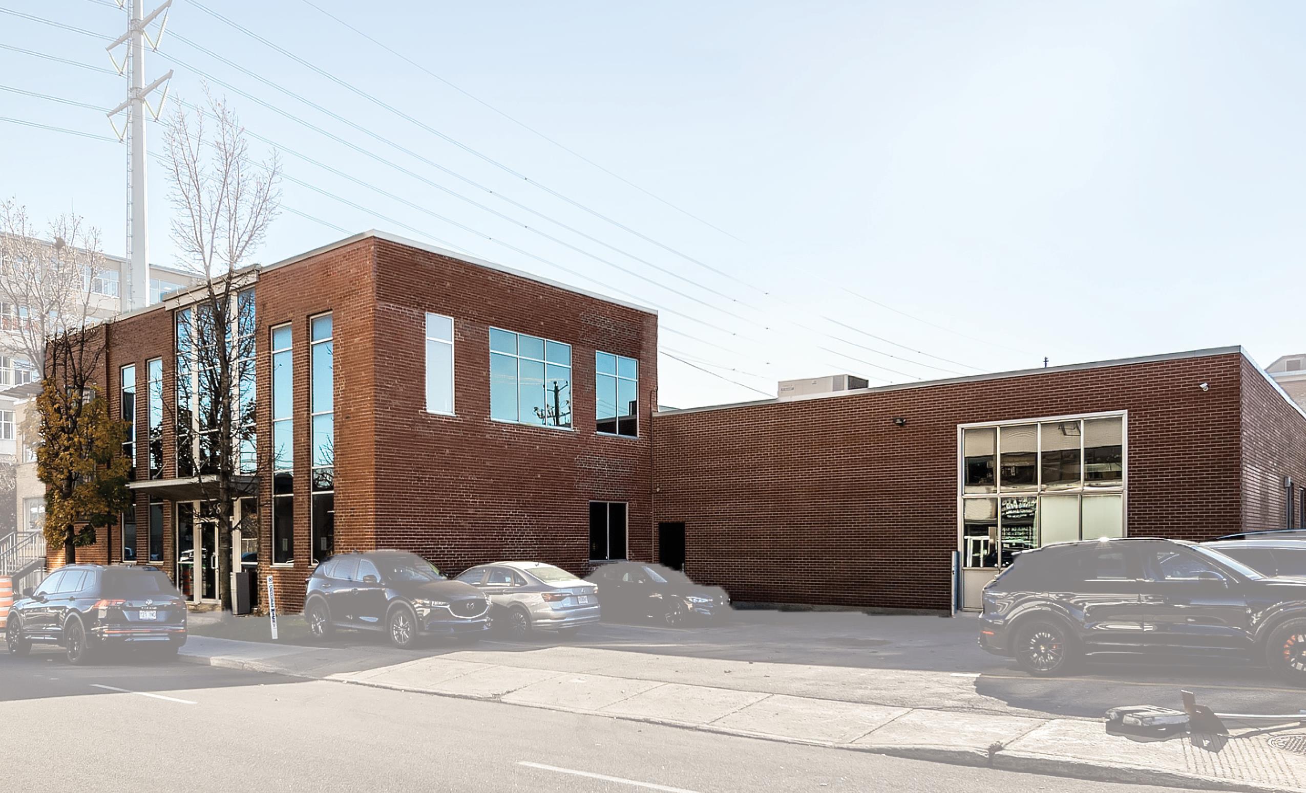 9680 Saint-Laurent Boulevard