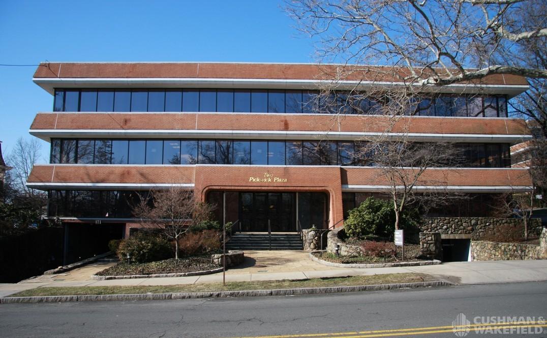Pickwick Plaza