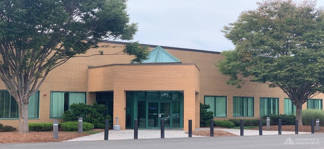 Trumbull Corporate Center