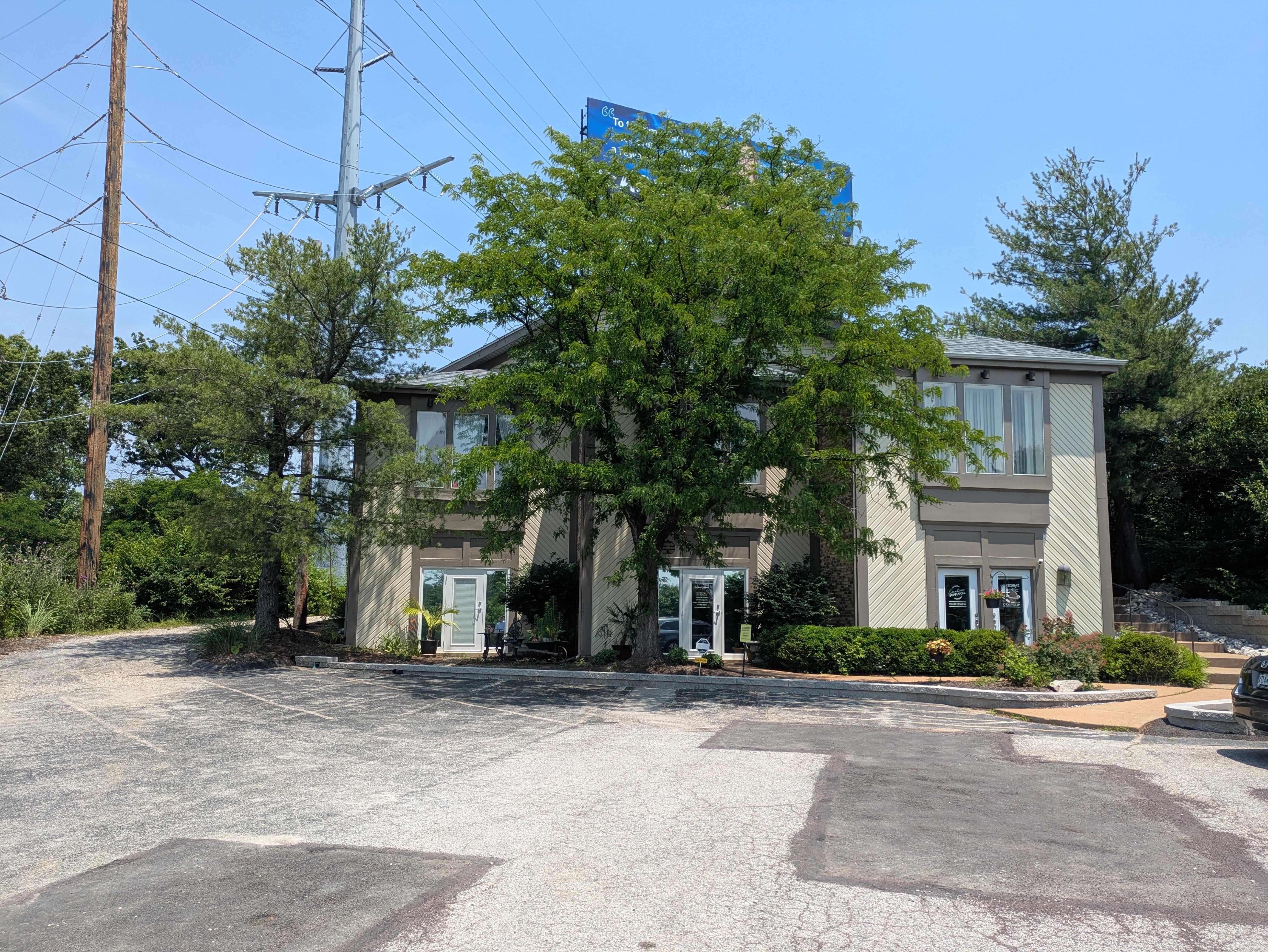 600 S. Holmes Ave.