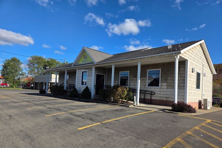 Diner & Small Retail