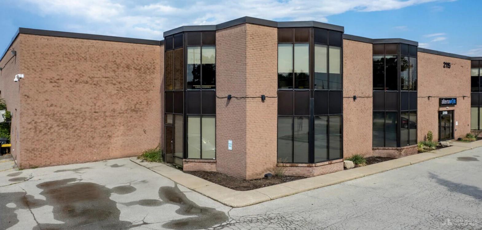2115 South Service Road West