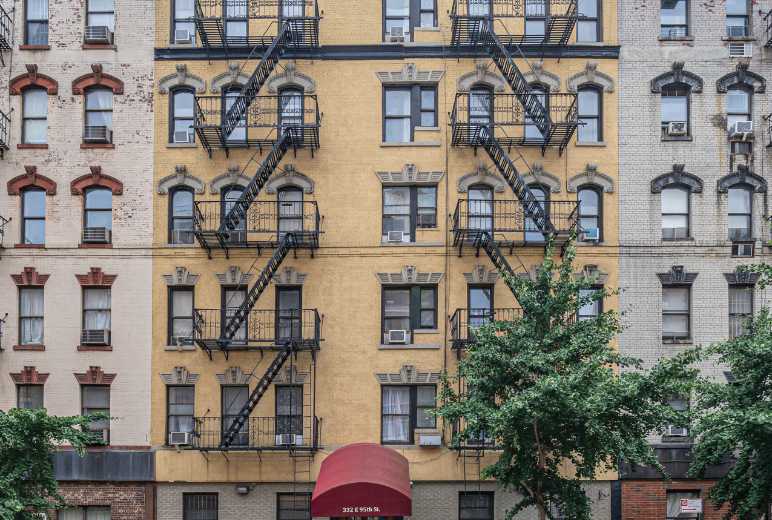 332 E 95th Street