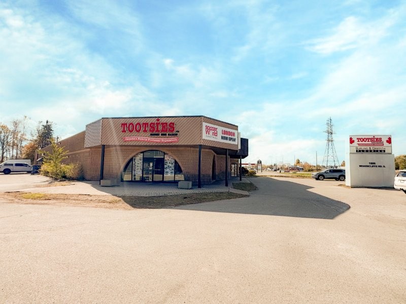 1806 Wharncliffe Road South