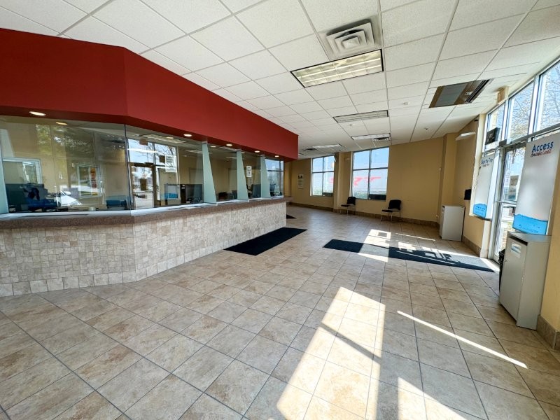 1375 Huron Church Road, Unit A2