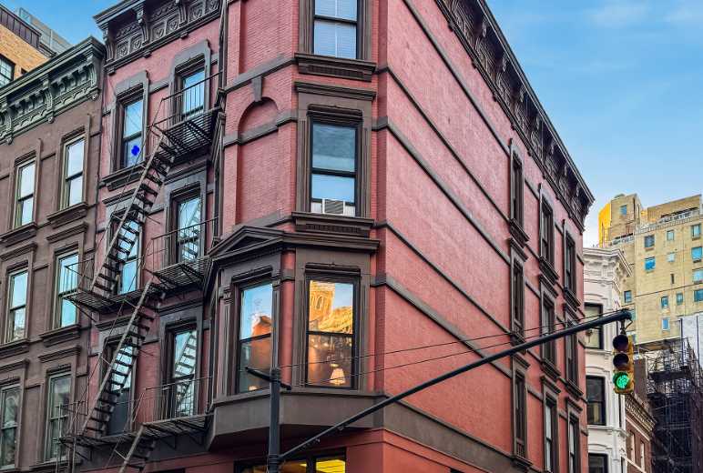 824 Madison Avenue