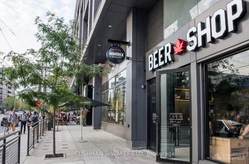111 Bathurst Street