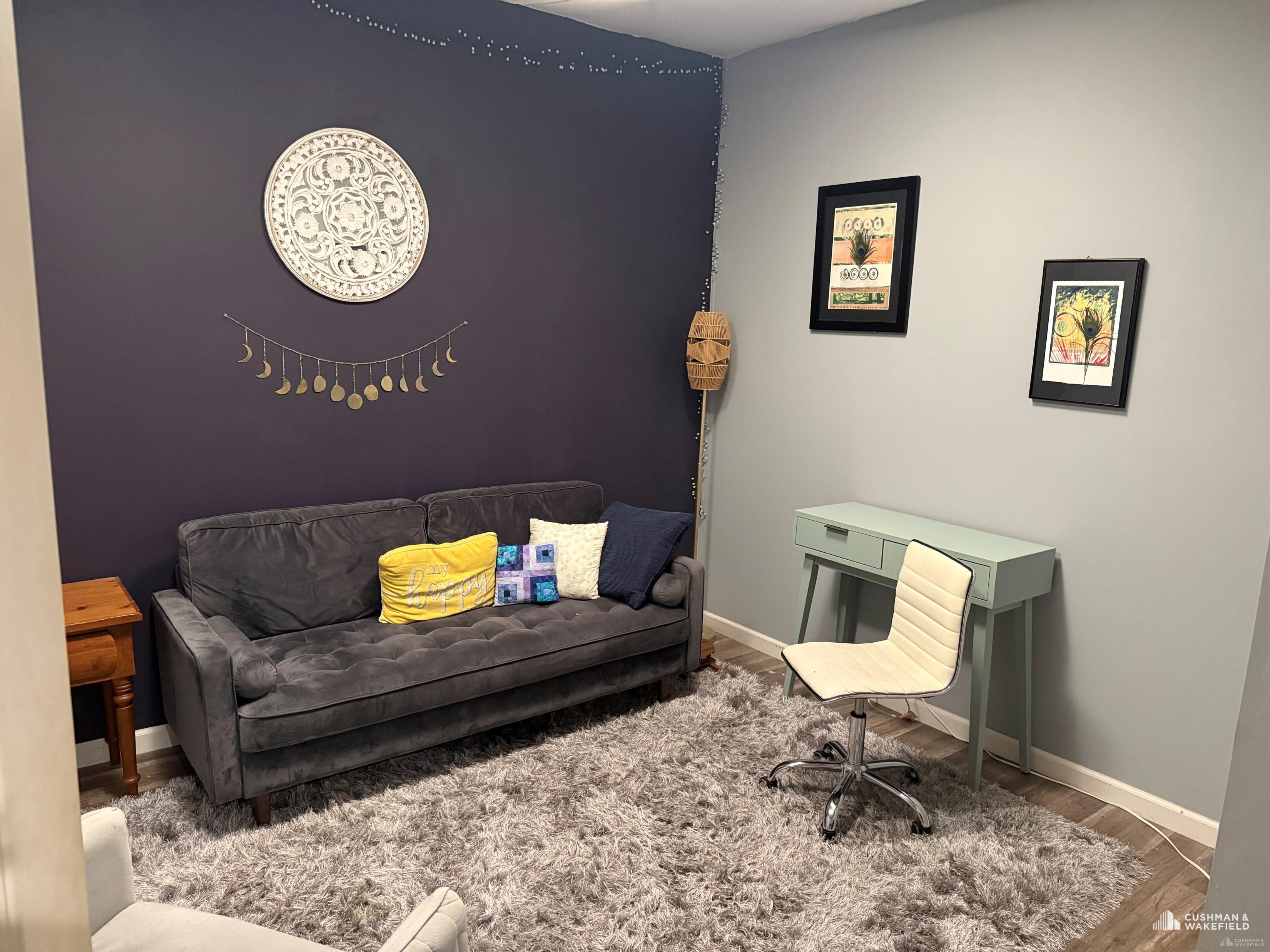 1006 Spring Creek